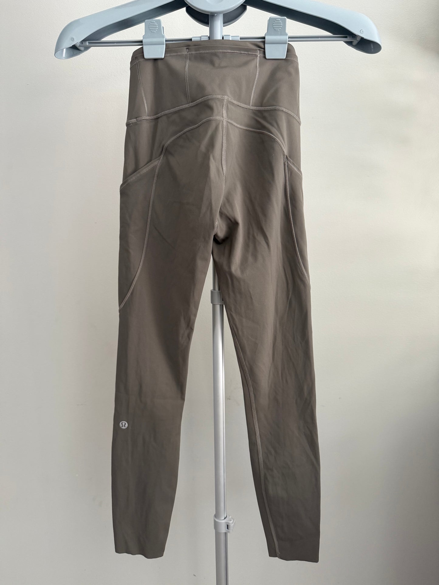 Fast & Free Cropped Leggings w/ Pockets