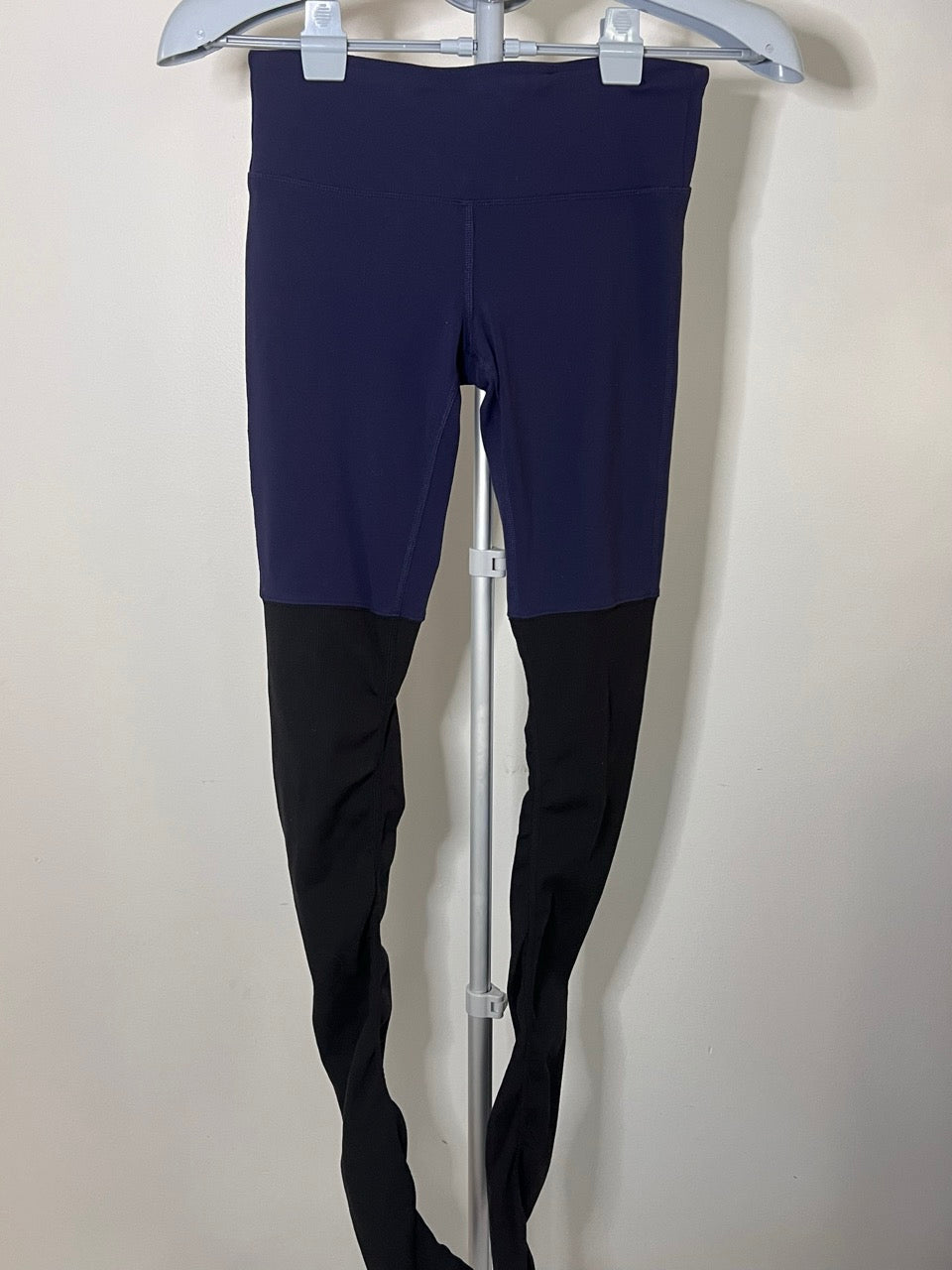 Alo Airbrush High-Waist Highlight Goddess Legging